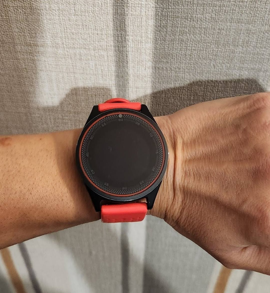 Smartwatch with SIM card, Russian menu