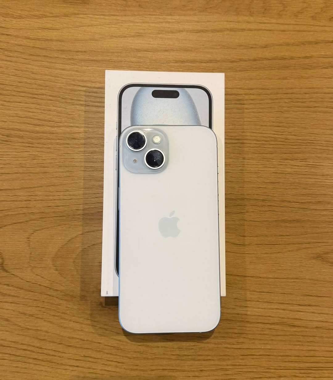 iPhone 15 128GB ბჰ 79% იდეალური — 1,000ლ