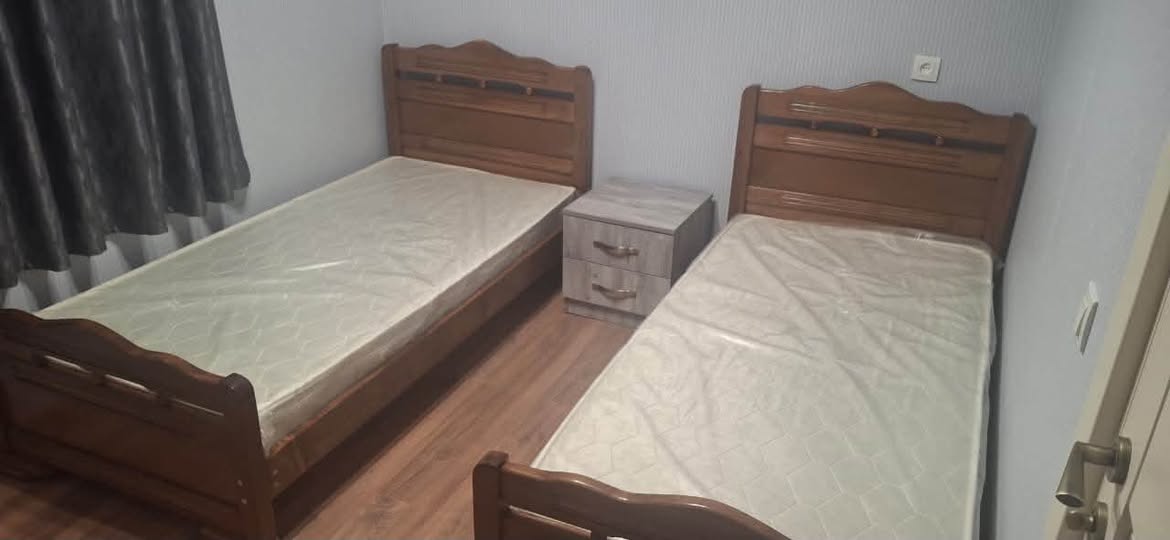 Ev, Tiflis — $500