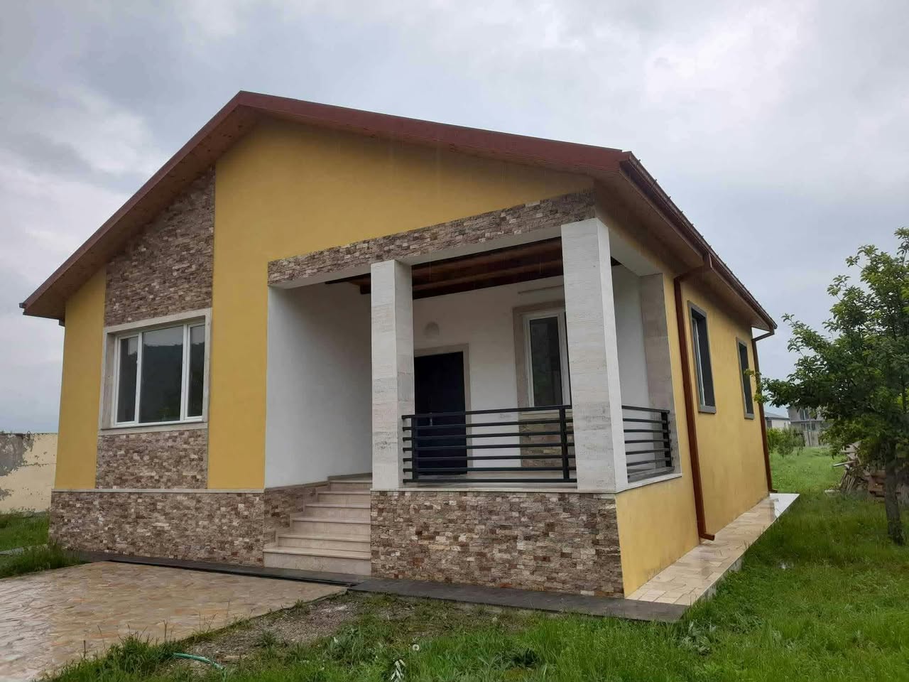 Misaktsiyelde en iyi yerde, Kasım ayından itibaren kiralık