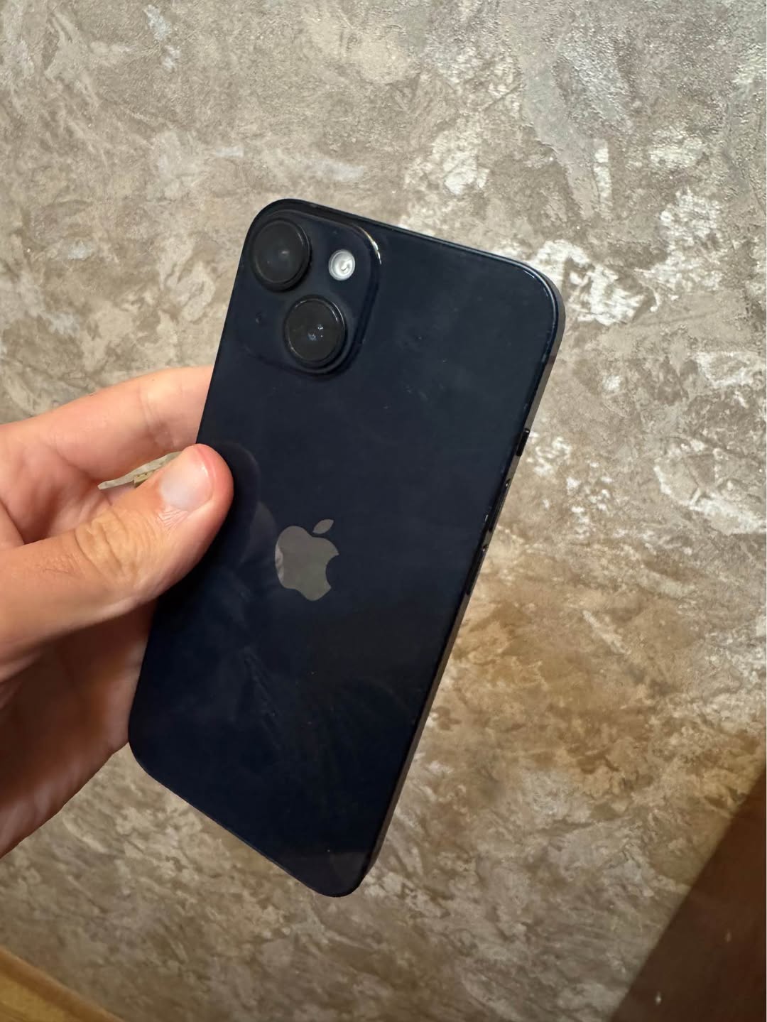 iPhone, ორიგინალური დეტალები