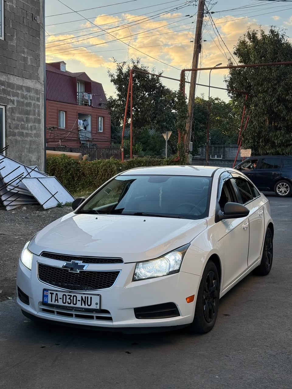 2014 թվականի 1.8 լիտր շարժիչ, 4000$