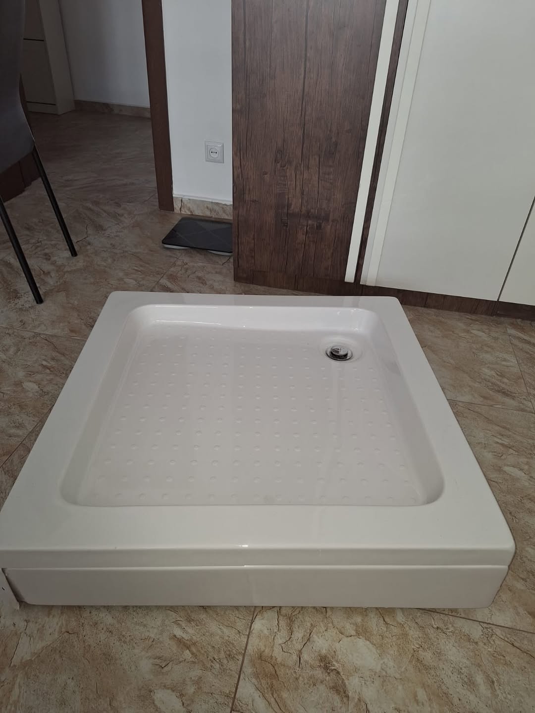 Duş kabini 150 lariyə satılır