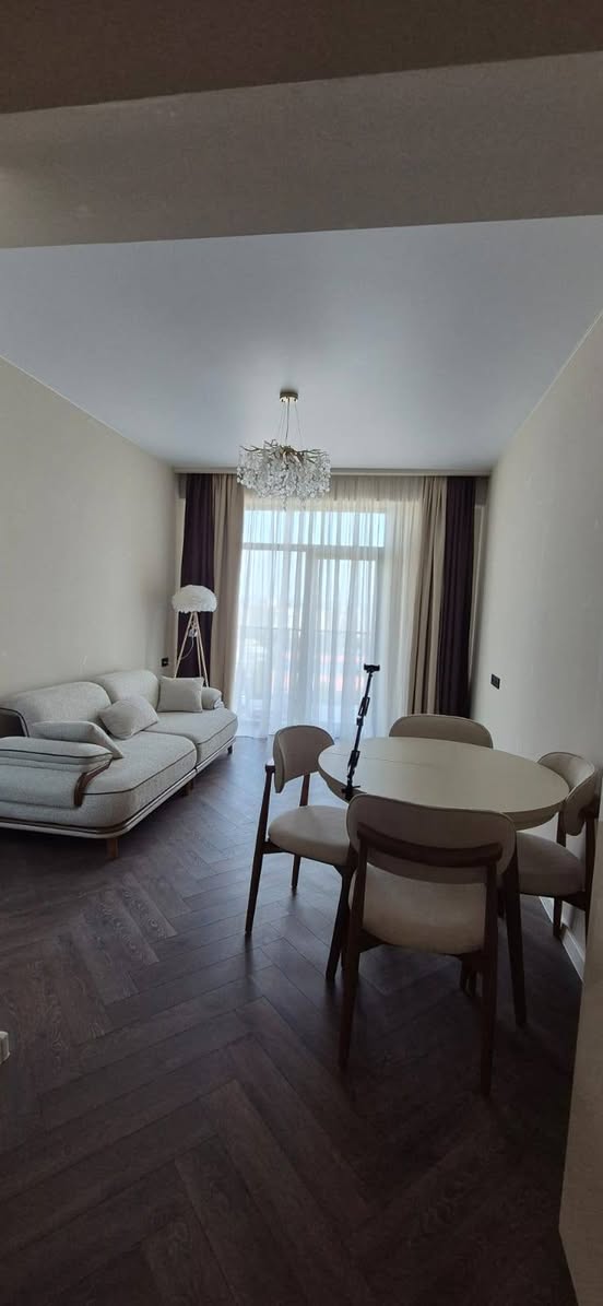 2 oda daire satılık, Tiflis