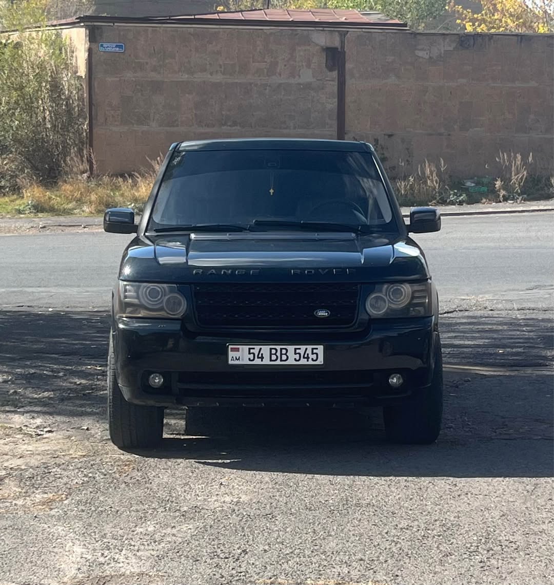 Range Rover Vogue 2006 — $10,900