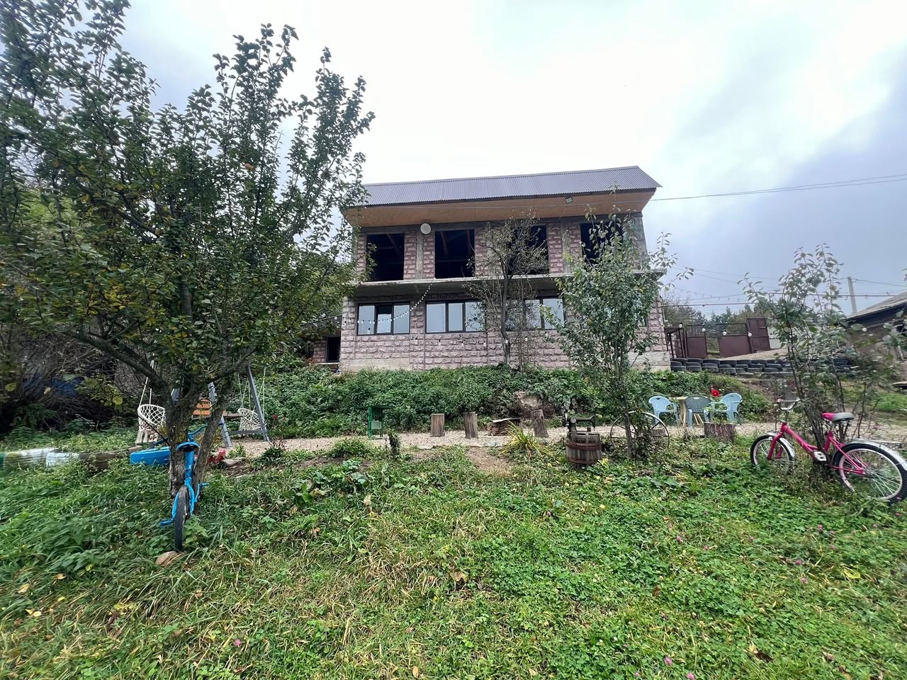 Home, Vanadzor