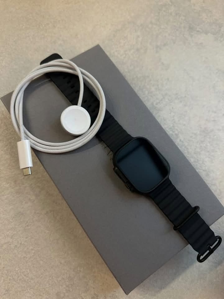 Apple Watch Ultra 2, чёрный титан