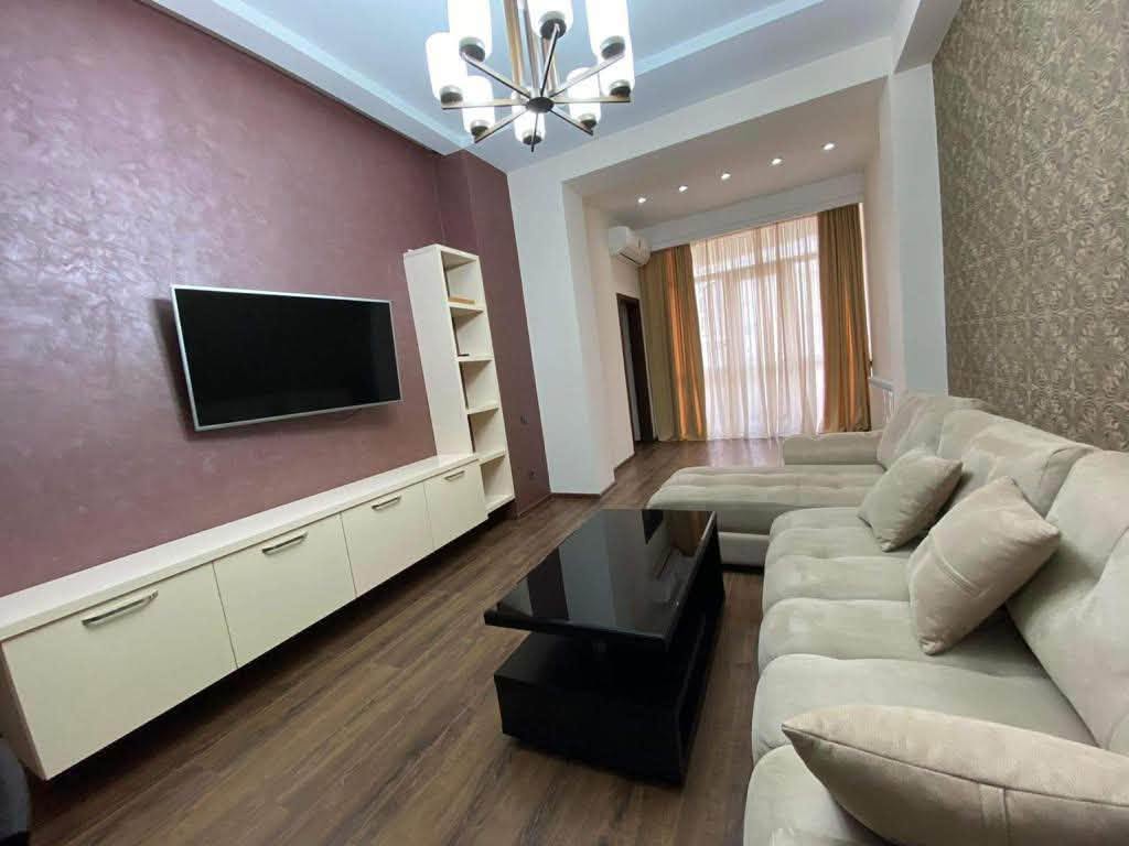 იჯარით გასაცემი ბინა, ბათუმი — $1,000