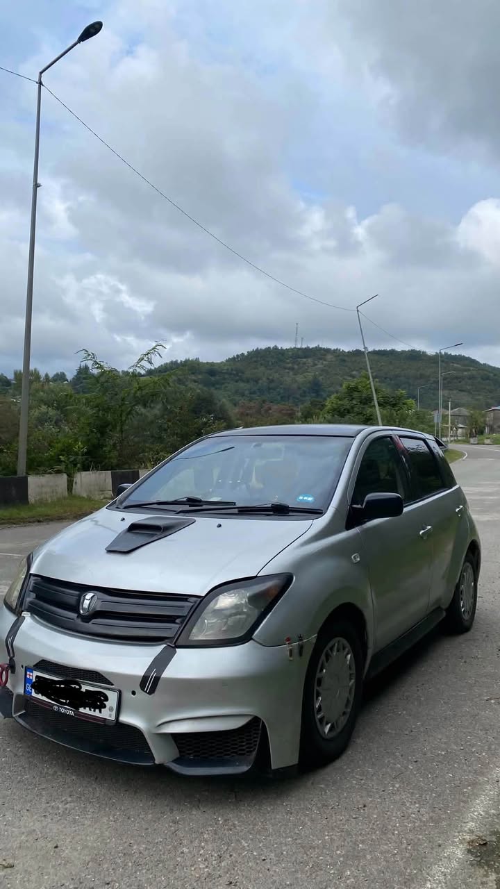 2004 წლის ავტომობილი 2 500 $