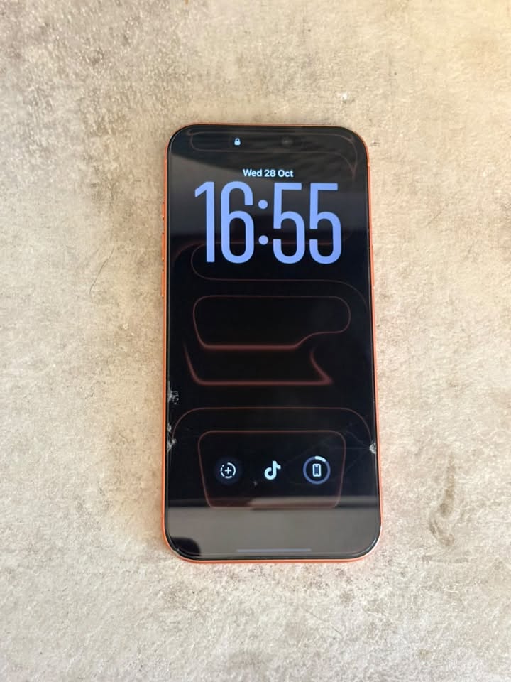 iPhone 17 Pro Max, ყუთით, ბატარეა არ შეცვლილა