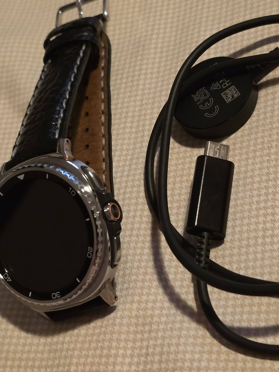 Original Samsung Galaxy Watch 8 Classic.