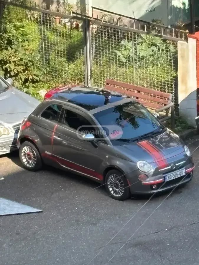 Fiat 500 Lounge 2012 — 4,500$