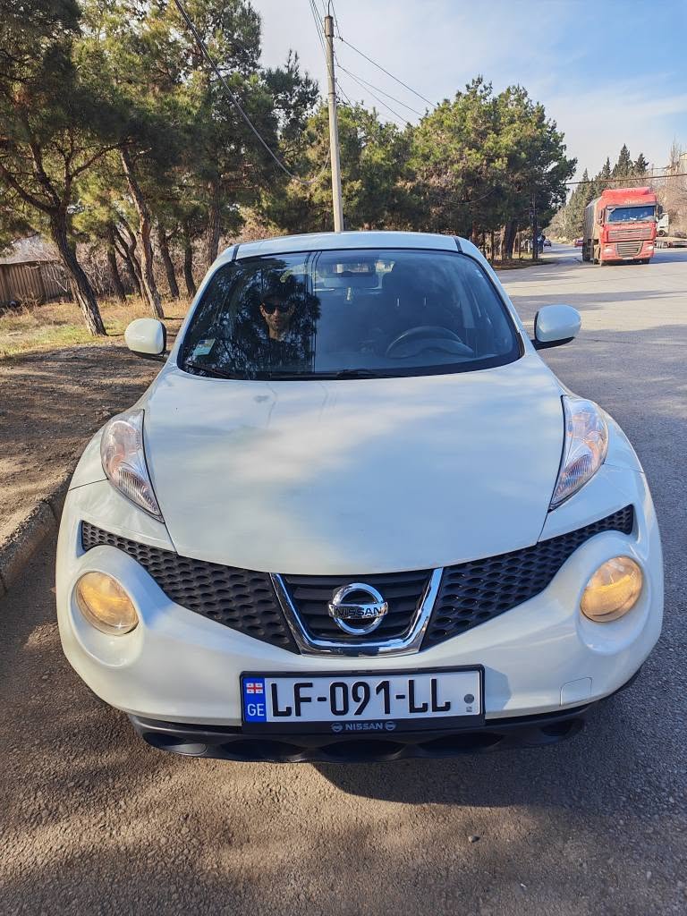 ნისან ჯუკი 2011 წ , 1.6 — 4,100$