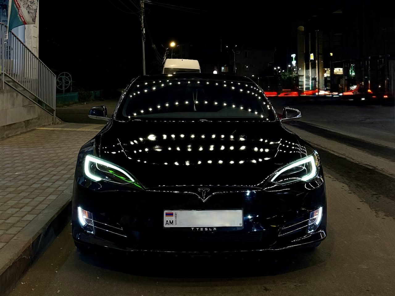 Tesla Model S 2018