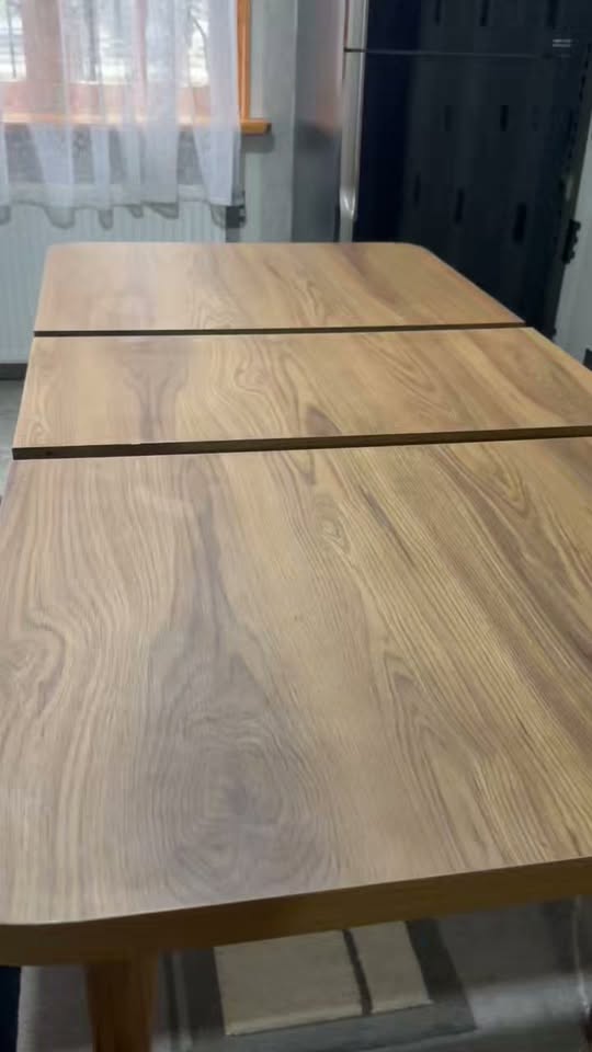 Qatlanabilən mətbəx masası, laminat