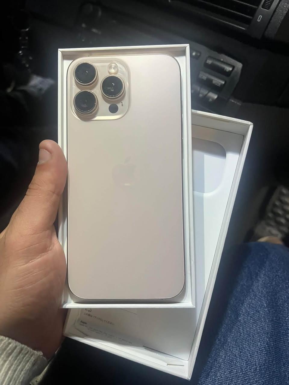 Iphone 16 Pro max 256 sim — 250,000֏