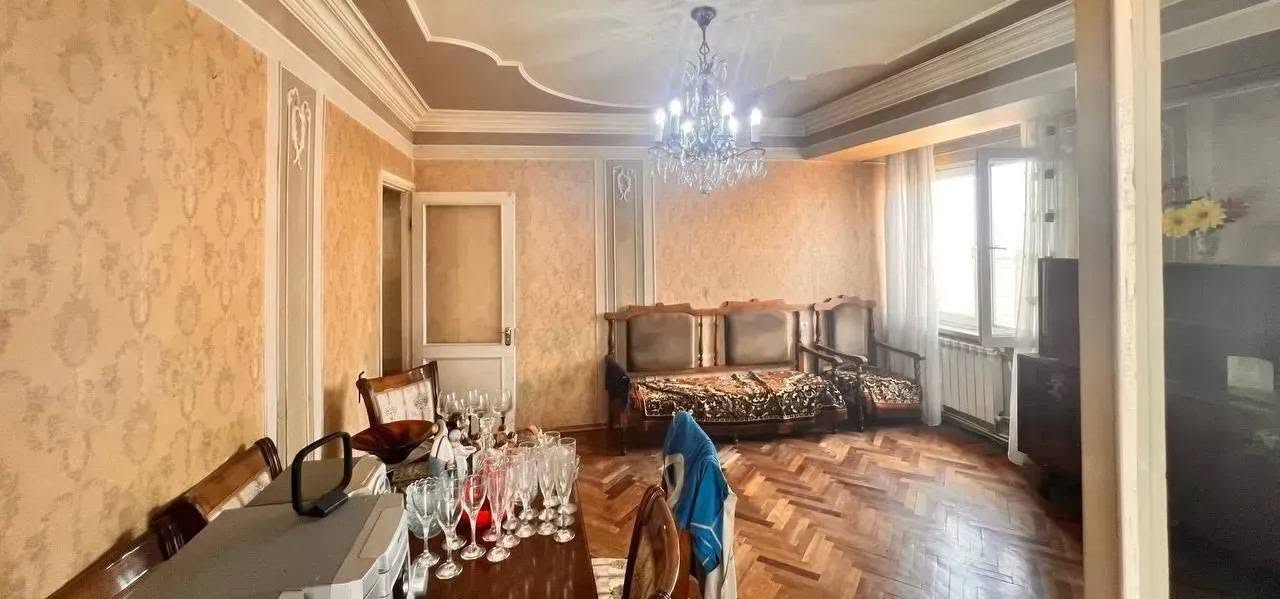 Satılır 3 otaqlı mənzil, İrəvan - $130,000