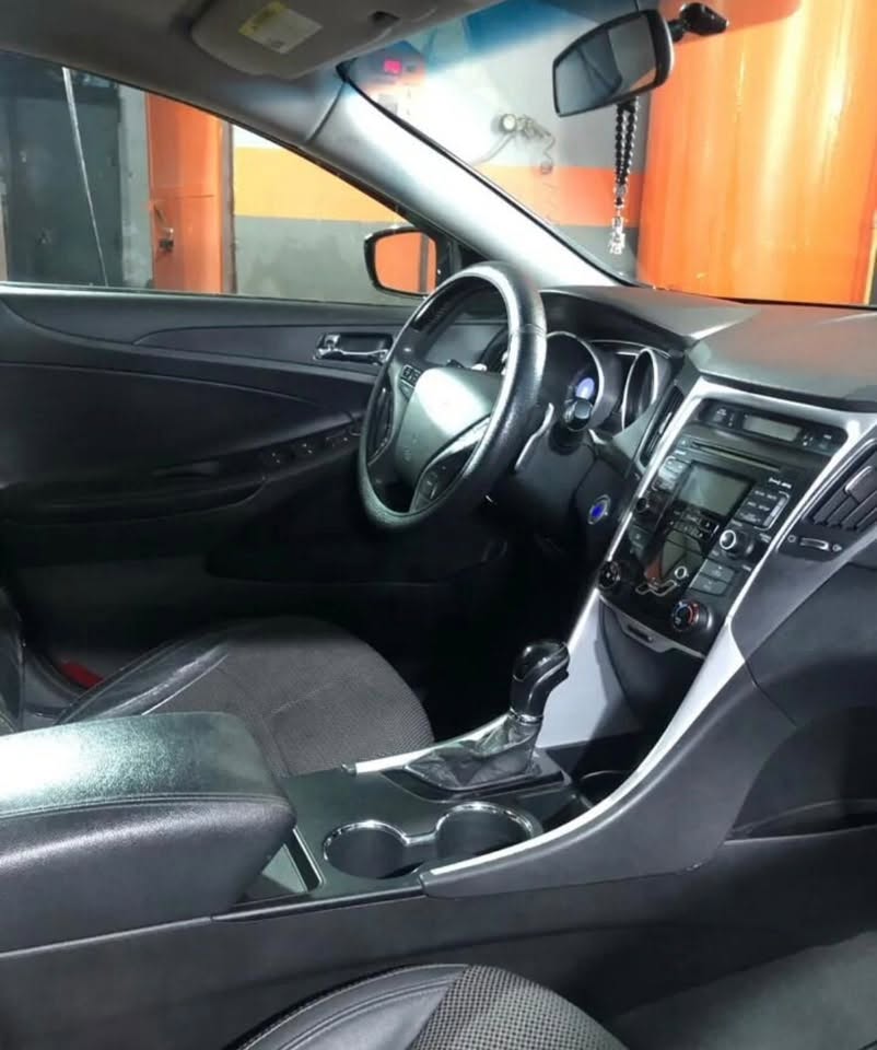 Car for sale, interior photos