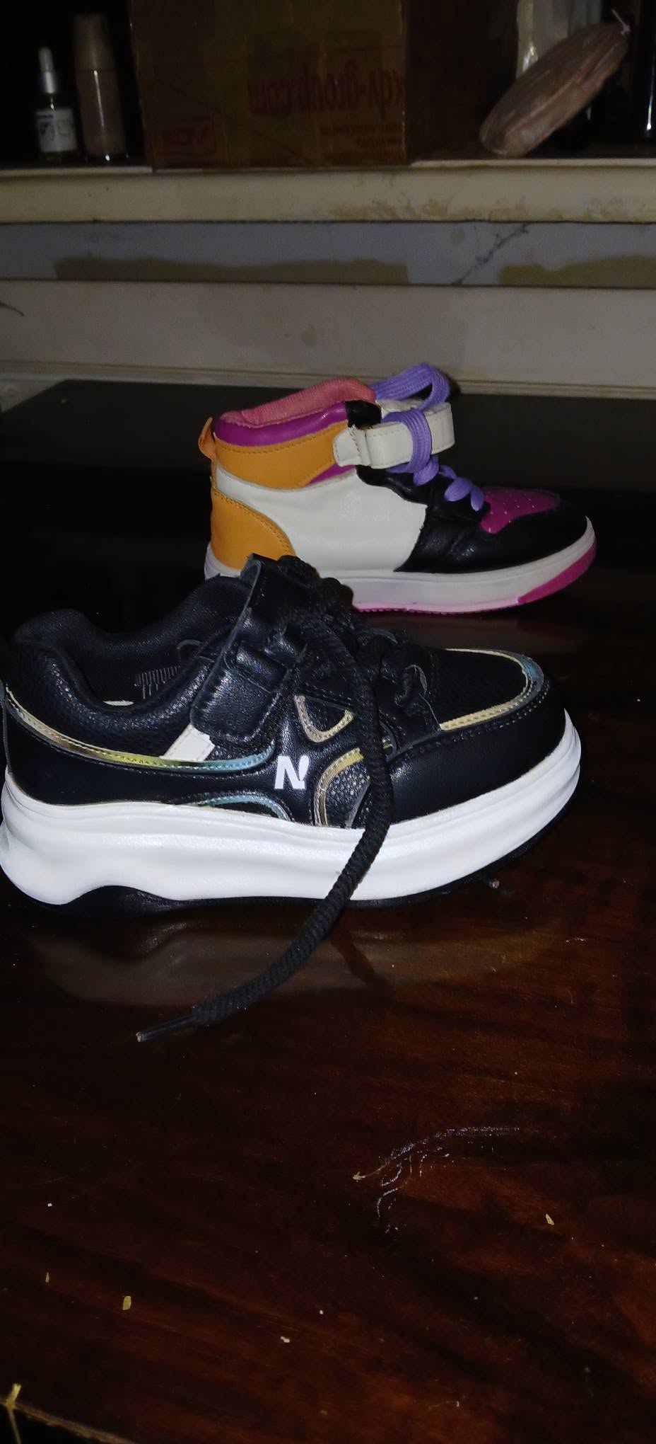 Kids sneakers, size 28/29