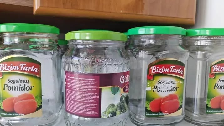 Banks of 0.5 liters, 0.6 liters, 0.7 liters