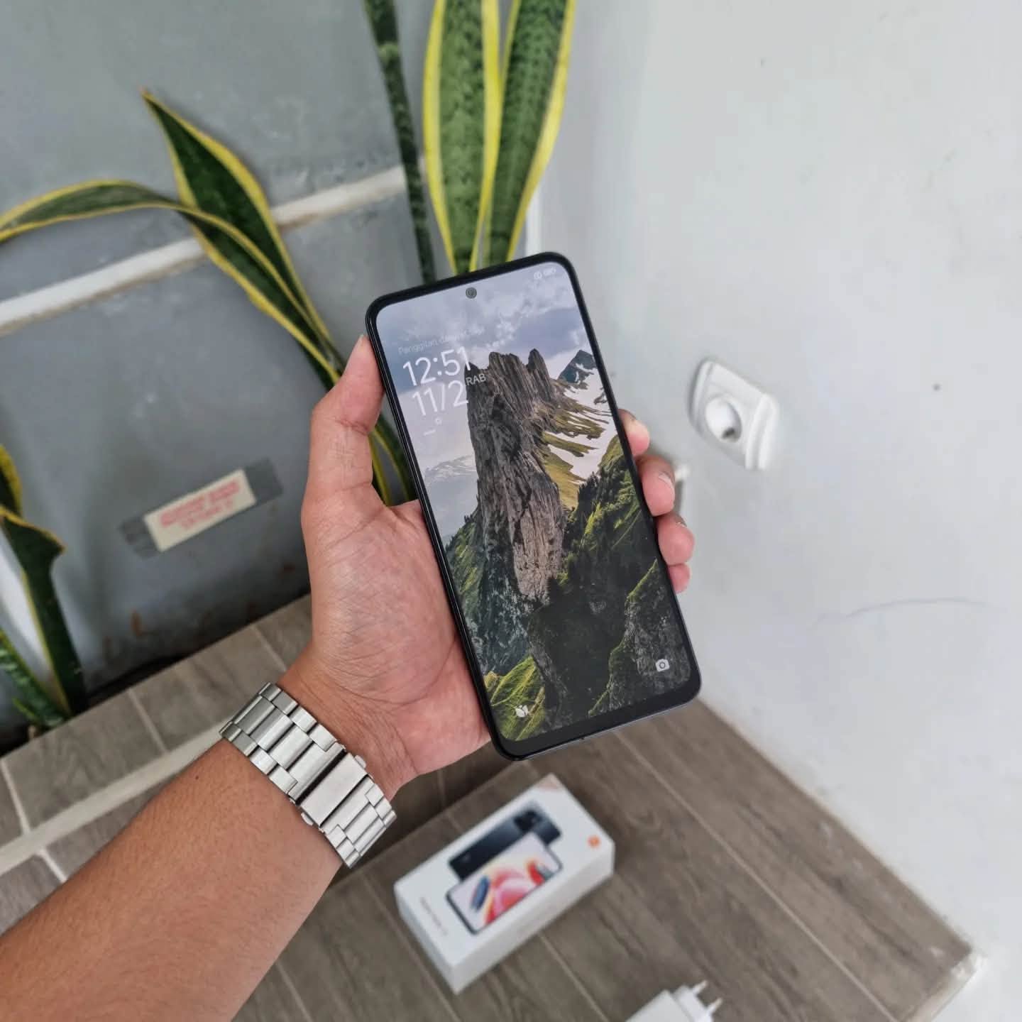 Продаётся Redmi Note 12. Хорошее состояние — 200₾