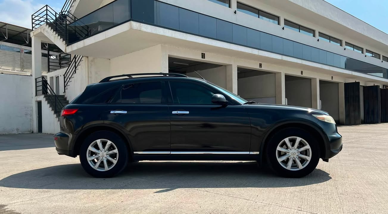 Infiniti FX35 2006