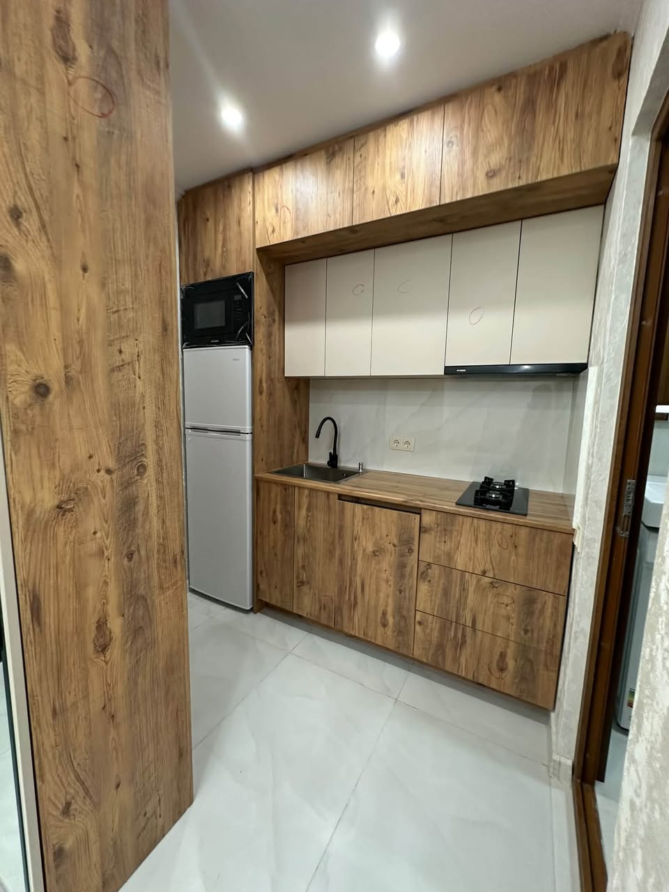 Satılır 1-otaqlı mənzil, Batumi — $75,000