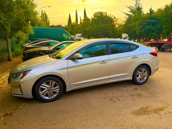 Hyundai Elantra 2020