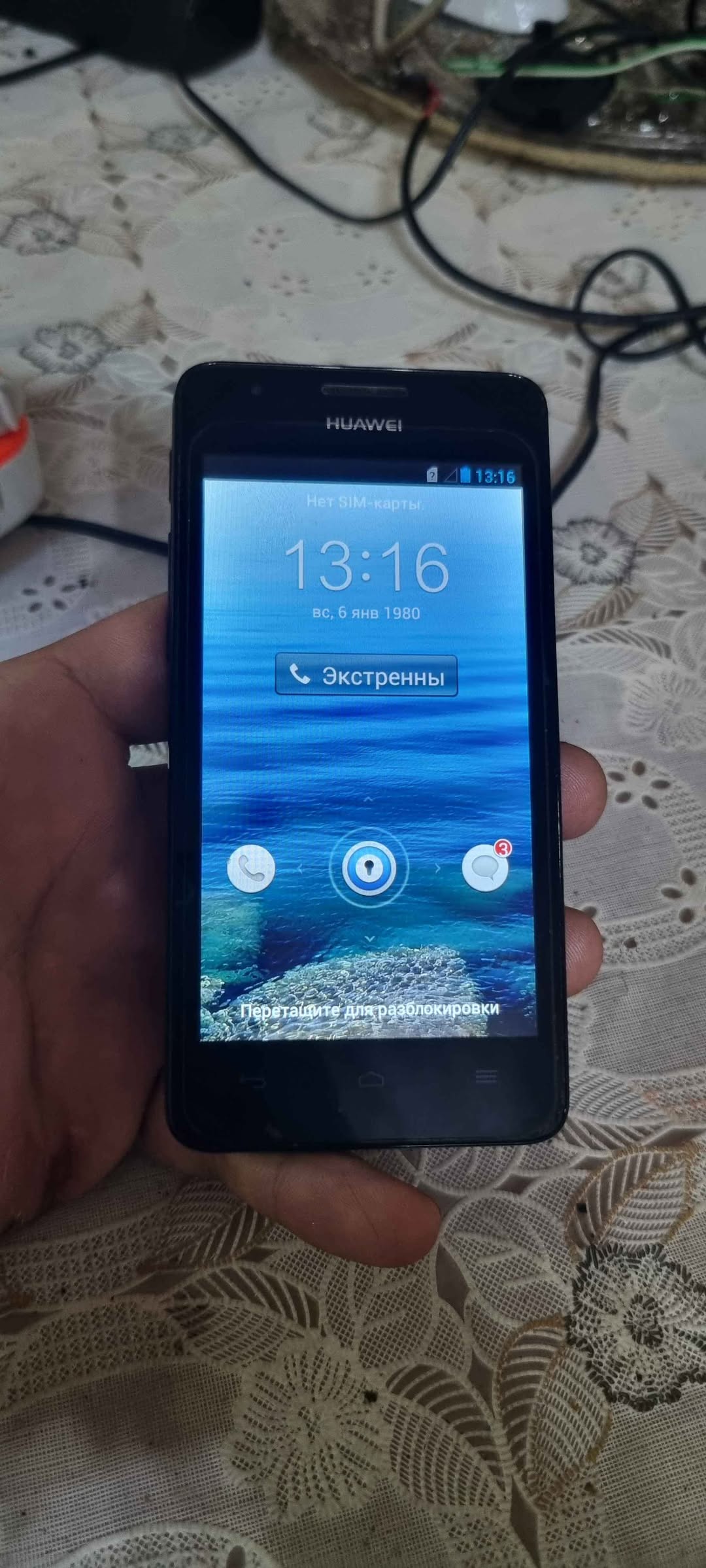 Huawei phone, works well