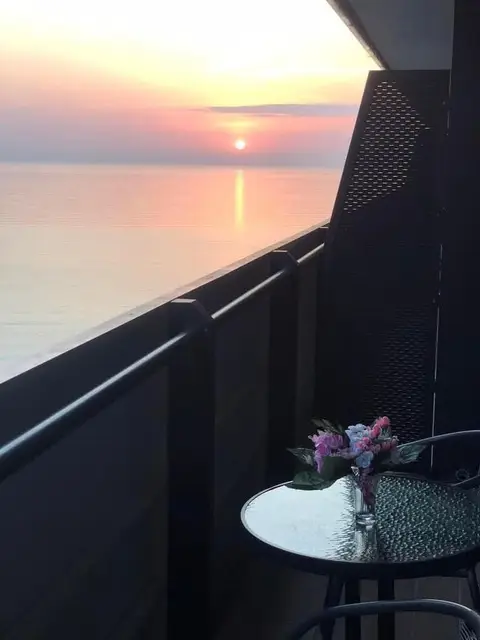 ბინა ზღვის ხედით