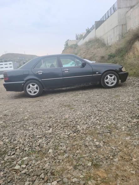 1300$ günlük olarak kiralanıyor.