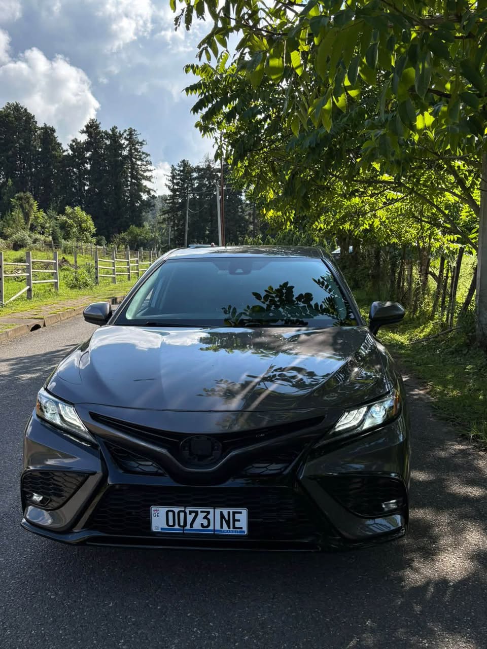 Toyota Camry SE 2021