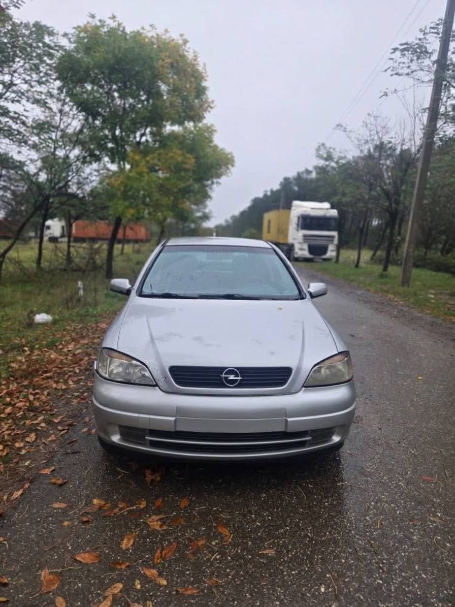 იყიდება ოპელ ასტრა 1999 1.6 პრასტოი — 1,400$