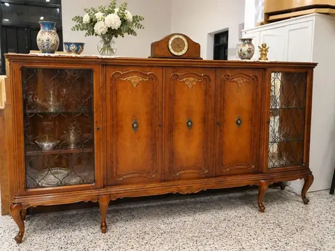 For sale is a beautiful antique style buffet