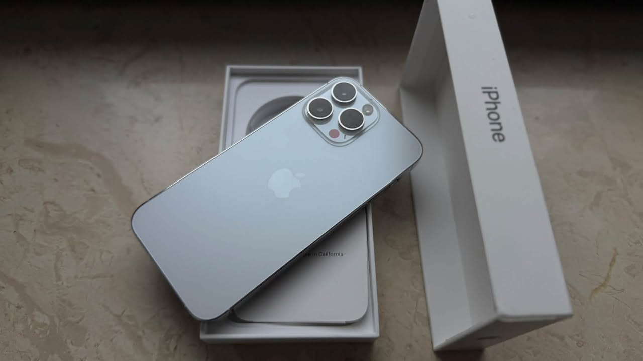 iPhone 14 Pro Max ən yaxşı rəng — 1,400₾