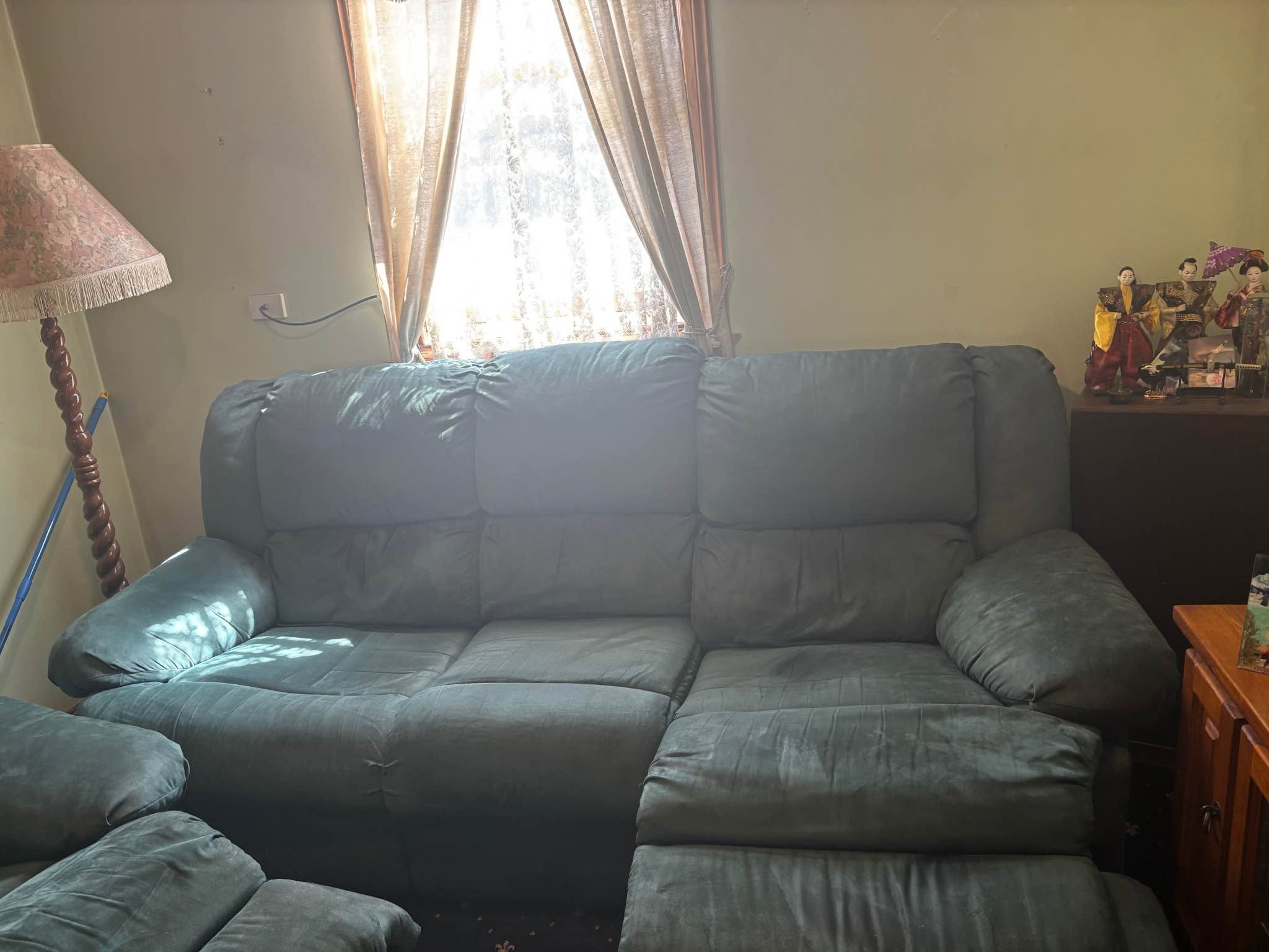 Recliner lounge sofa, two reclining seats
