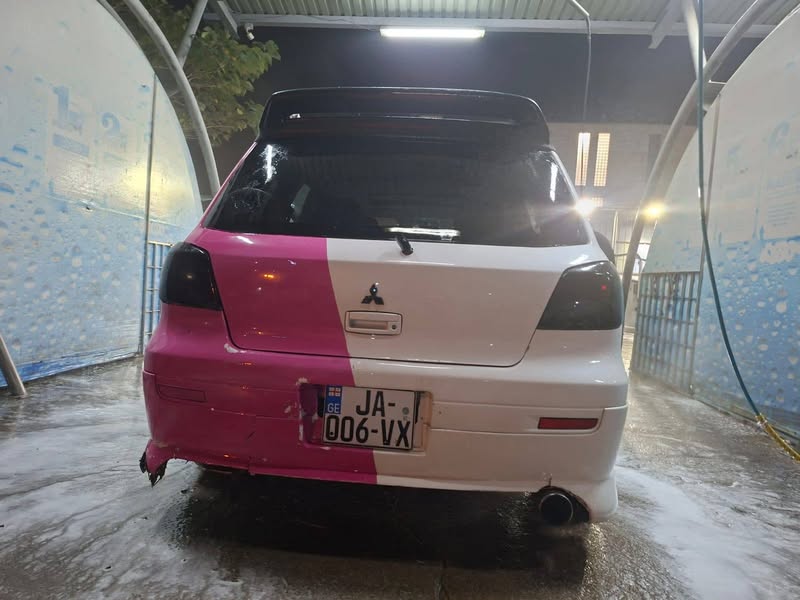 Mitsubishi Airtrek
