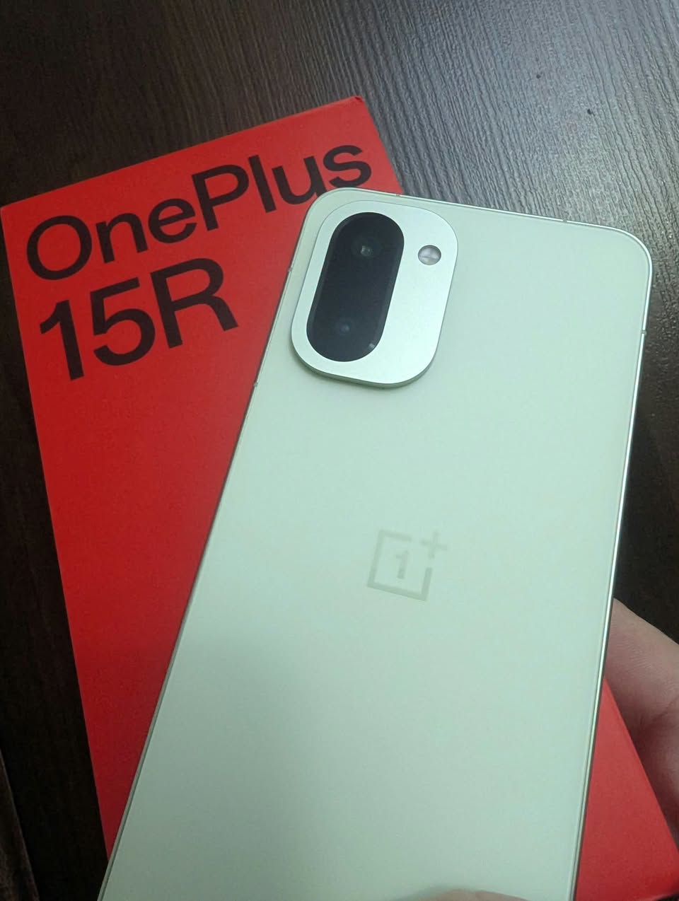 იყიდება ან იცვლება oneplus 15R ,