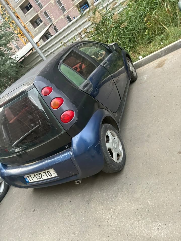 Smart 2004 — 1,200$