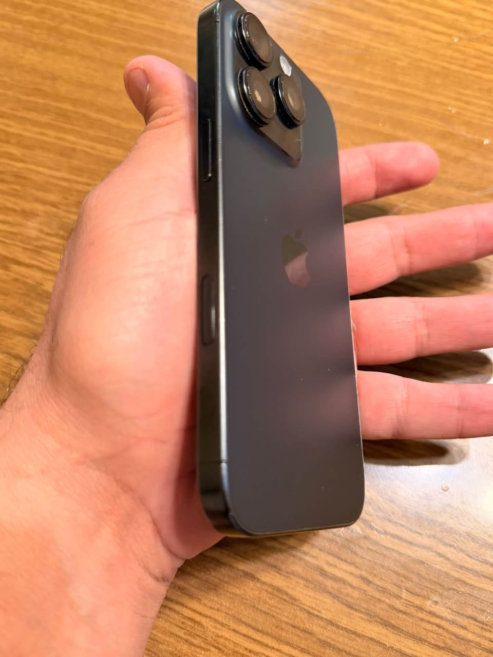 iPhone 16 Pro 256GB սև, մարտկոց 91%