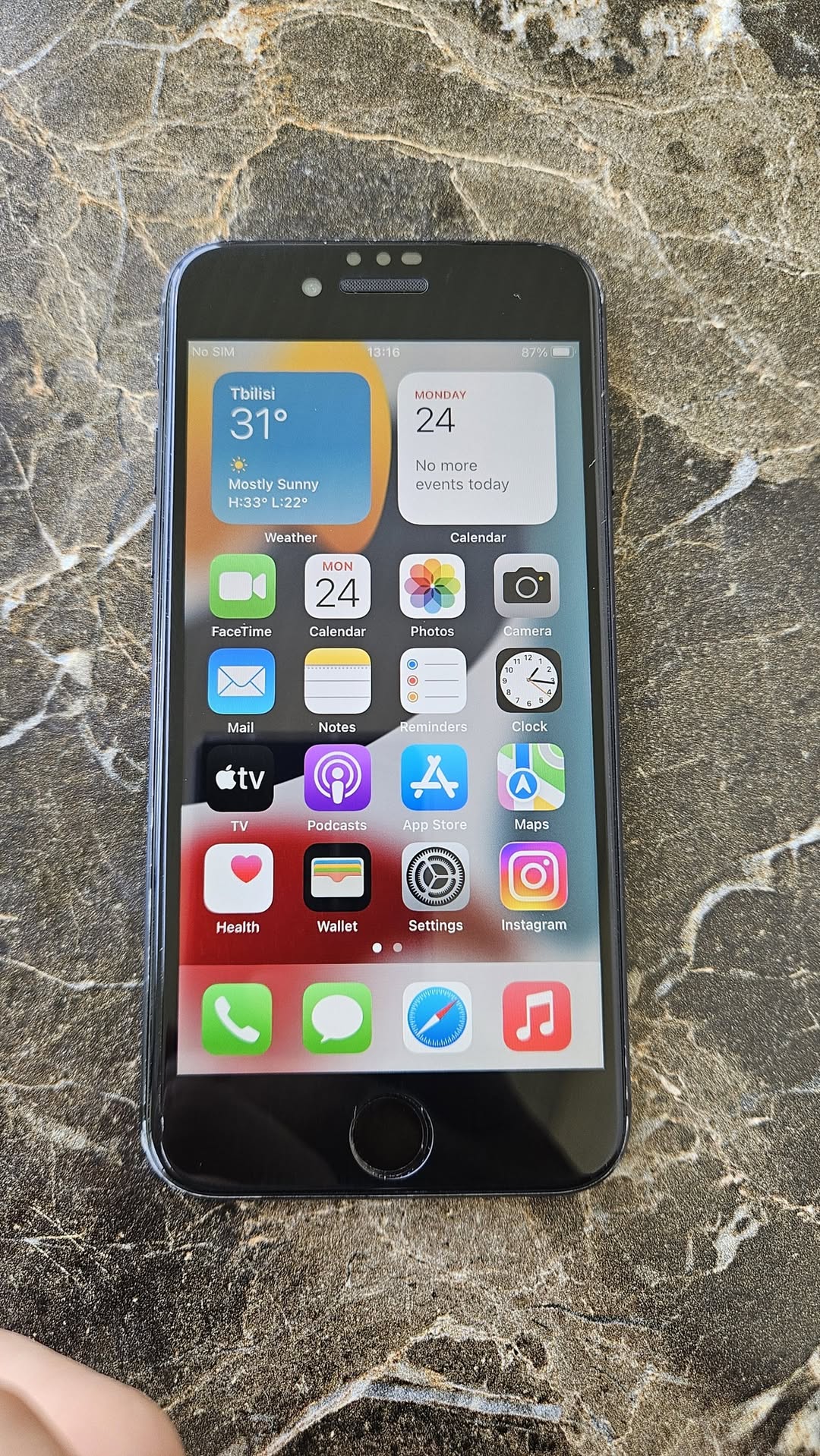 iPhone 7 128GB, новая батарея