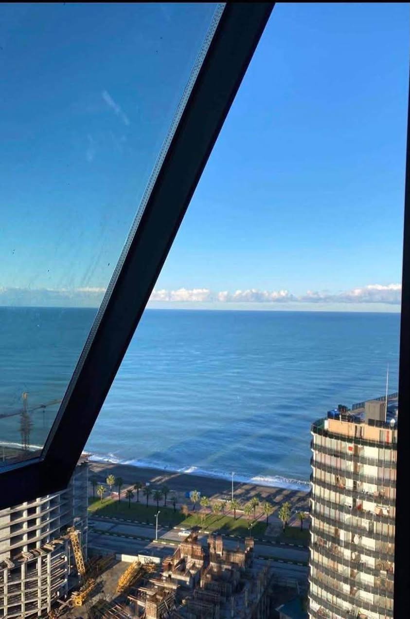 Продаётся 2-комнатная квартира, Батуми — $90,000