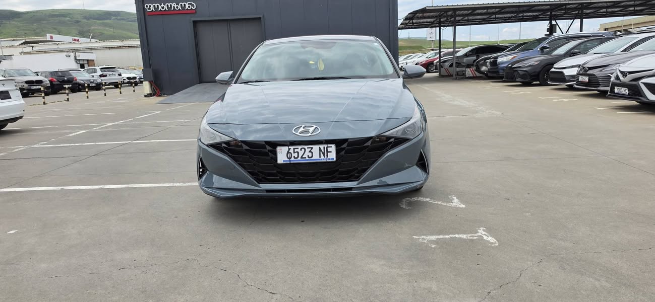 Elantra 2022 Jan Sell Package for sale