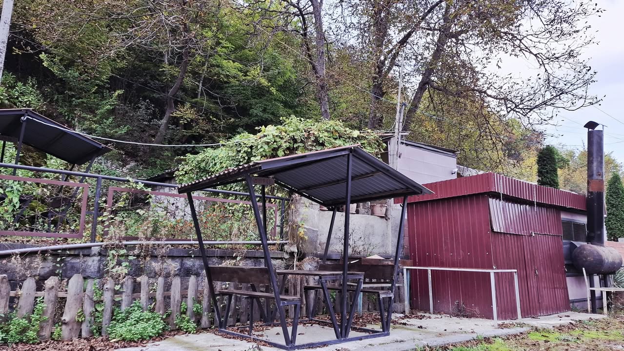 Kommersiya sahəsi, İcevan