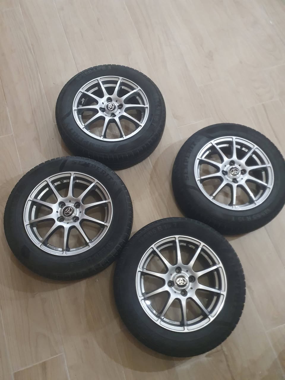 R15 4x100 დისკები საბურავებით