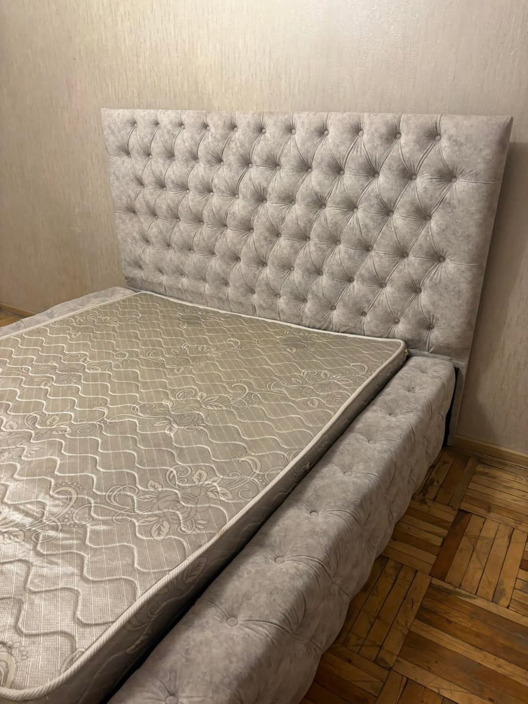 For sale, 50,000 dram