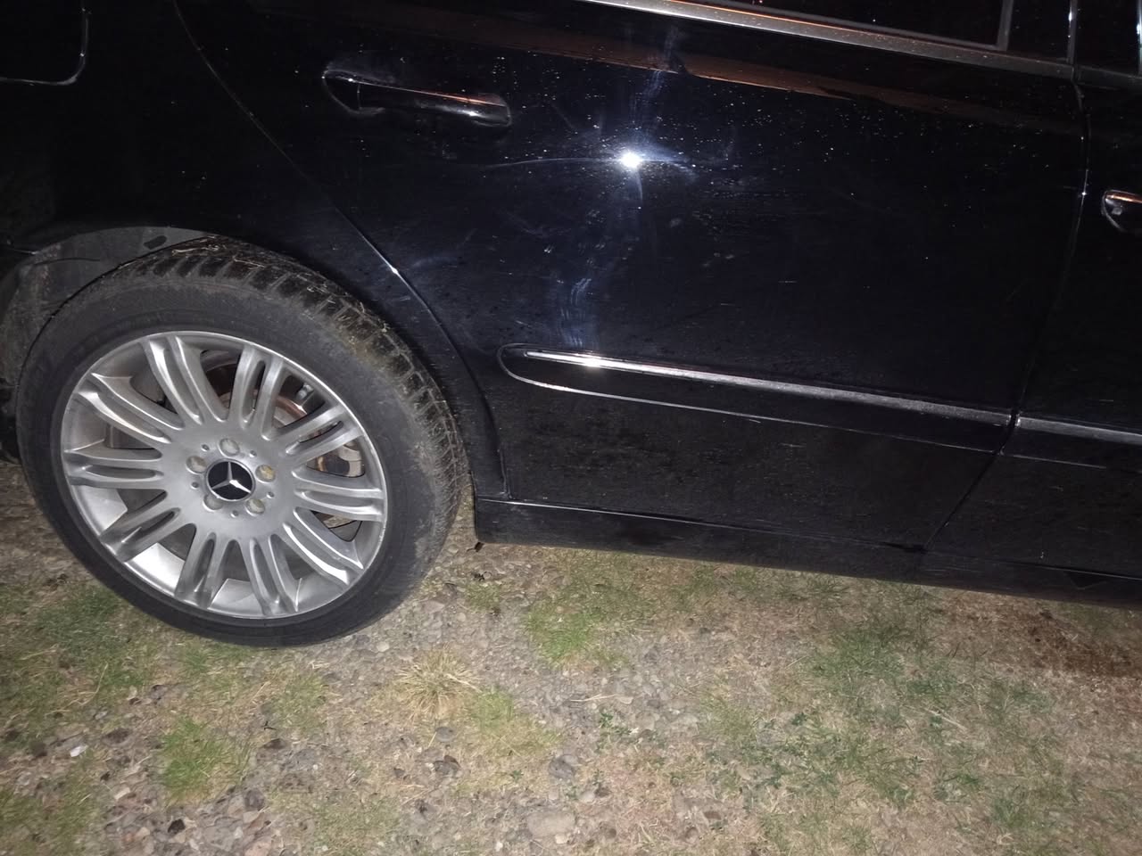 Alloy rims with 245/45 R18 tyres