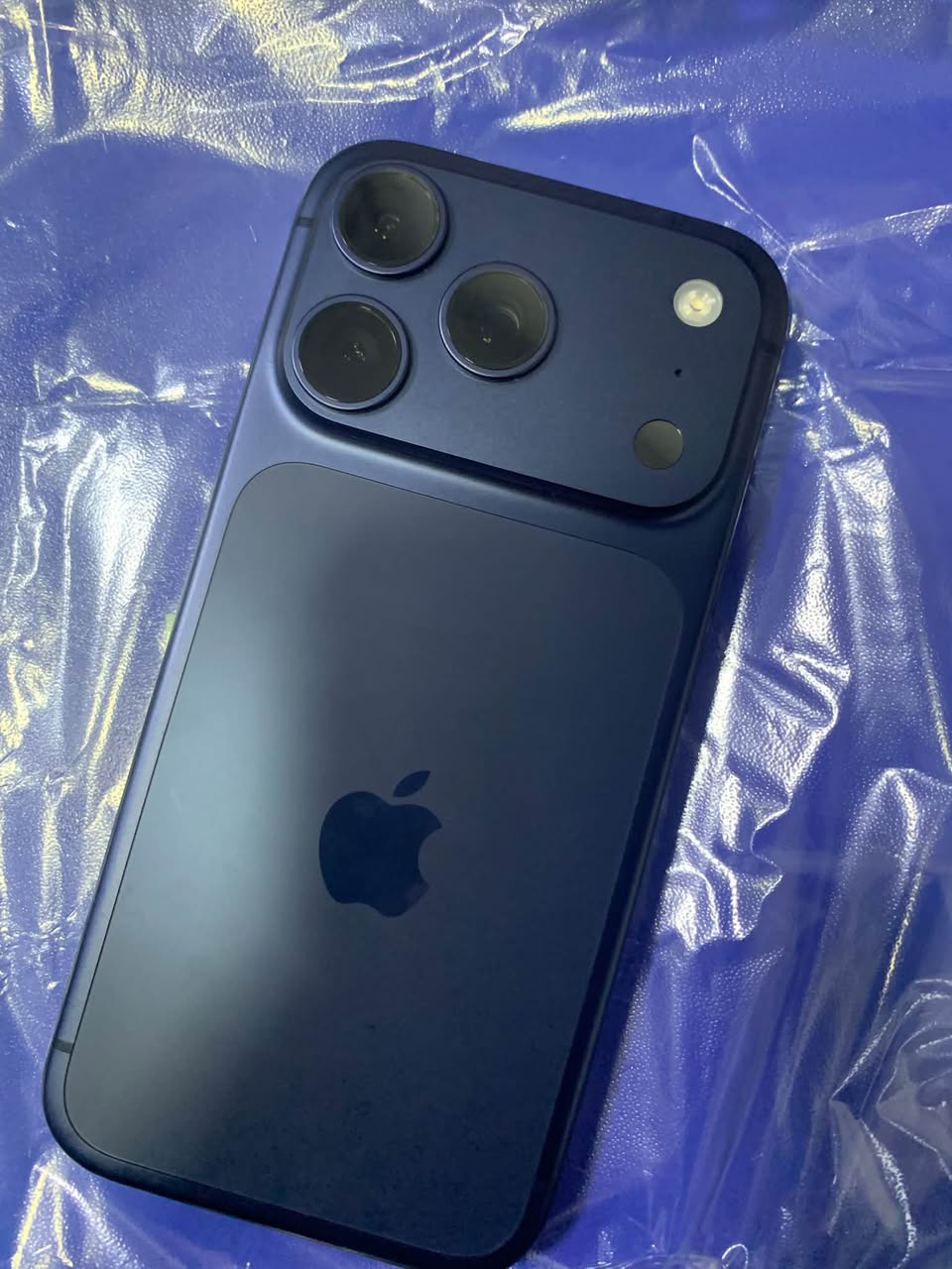 ‼️Վաճառվում է‼️ 17 Պրո 2 ամսվա օգտագործմամբ — 3,300₾
