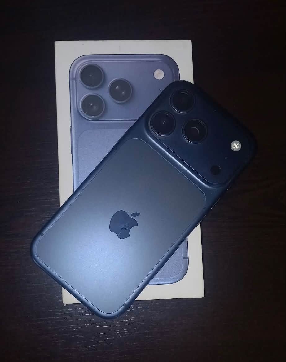 iPhone 17 Pro 256GB in 96% condition