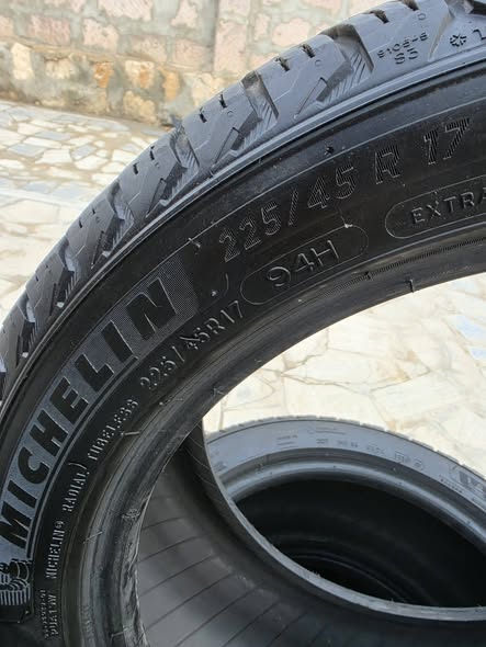 Michelin 225/45 R17 зимние шины